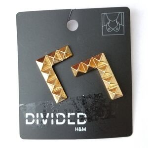 ❗H&M Gold Studded Collar Tips❗